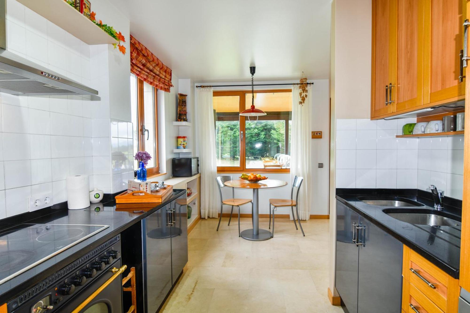Willa Casa Con Gran Jardin Y Piscina En Cabarceno Villanueva  Zewnętrze zdjęcie