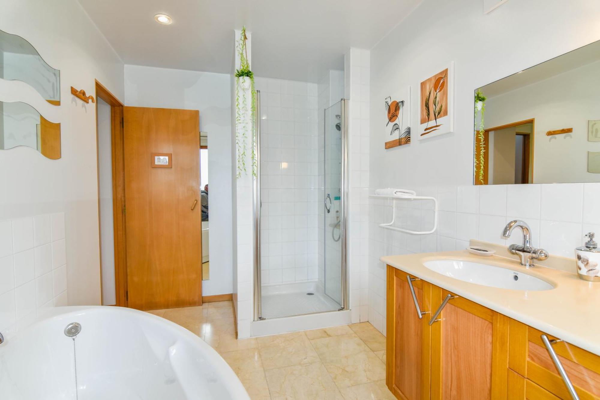 Willa Casa Con Gran Jardin Y Piscina En Cabarceno Villanueva  Zewnętrze zdjęcie